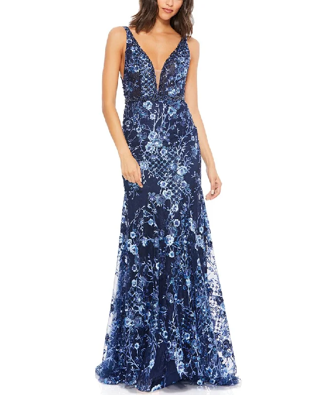 Stylish Looks Grab Romantic Date - Night Styles Now Mac Duggal Embellished Sleeveless Plunge Neck Gown