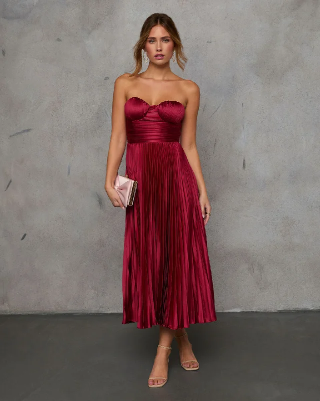 Hurry Before It'S Gone Bold Silhouette Leanna Strapless Bustier Satin Maxi Dress