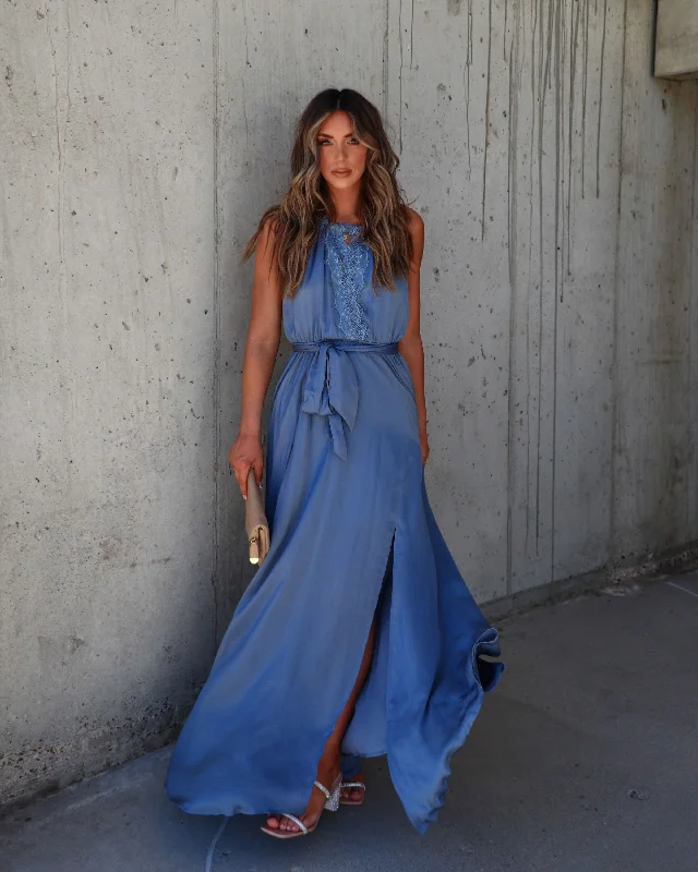 The Latest Trends Mid - Week Surprise Trayce Satin Maxi Dress