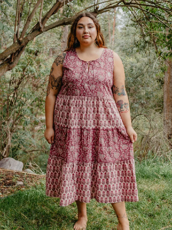 Urban Style Promotions Flash Sale Thais Tiered Sleeveless Plus Size Dress - Magenta Vine Floral