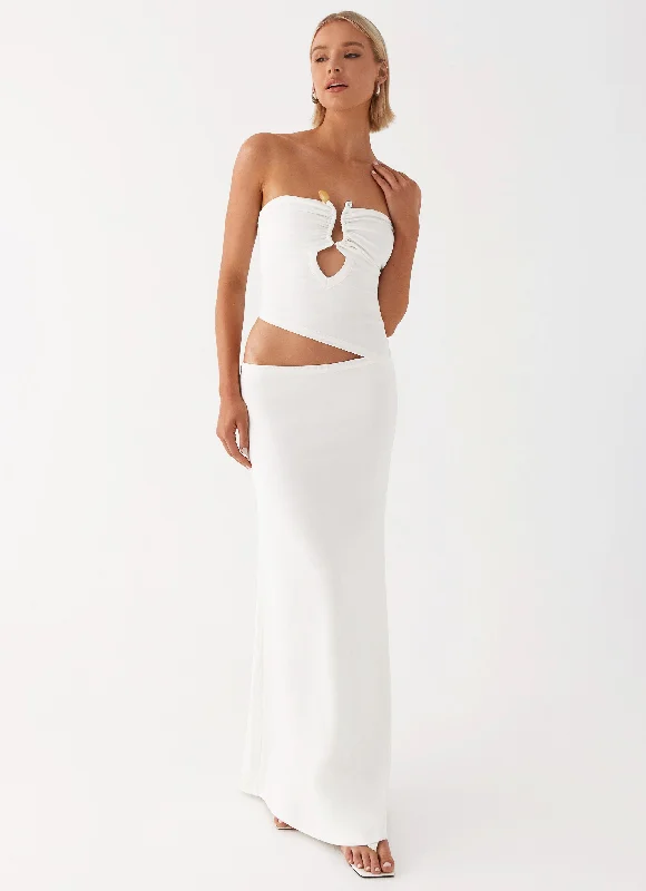 Evening Elegance Tropical Island - Inspired Attire Wild Roses Maxi Dress - White