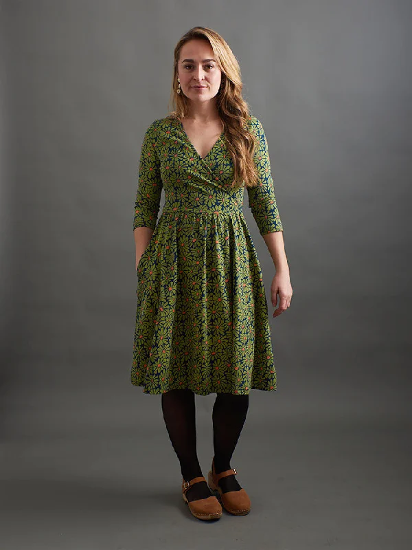 Evening Elegance Vintage Elegance Callie Long Sleeve Wrap Dress - Olive Floral