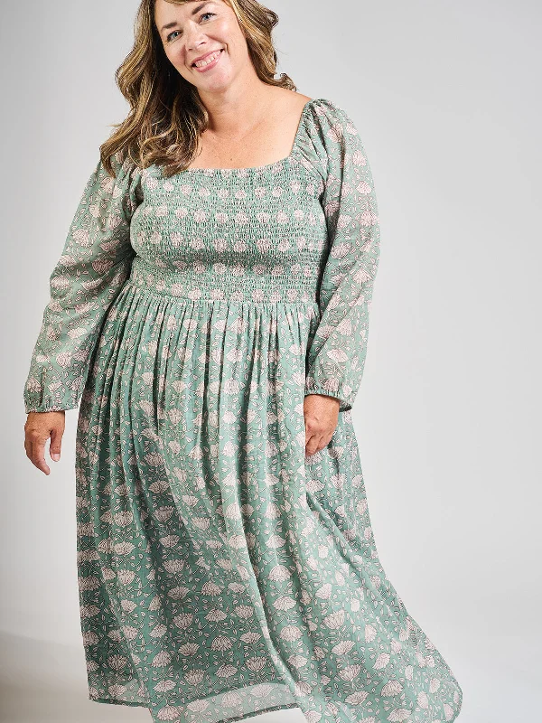 Urban Fashion Lightweight Fabric Hailee Smocked Plus Size Midi Dress - Aegean Teal Floral