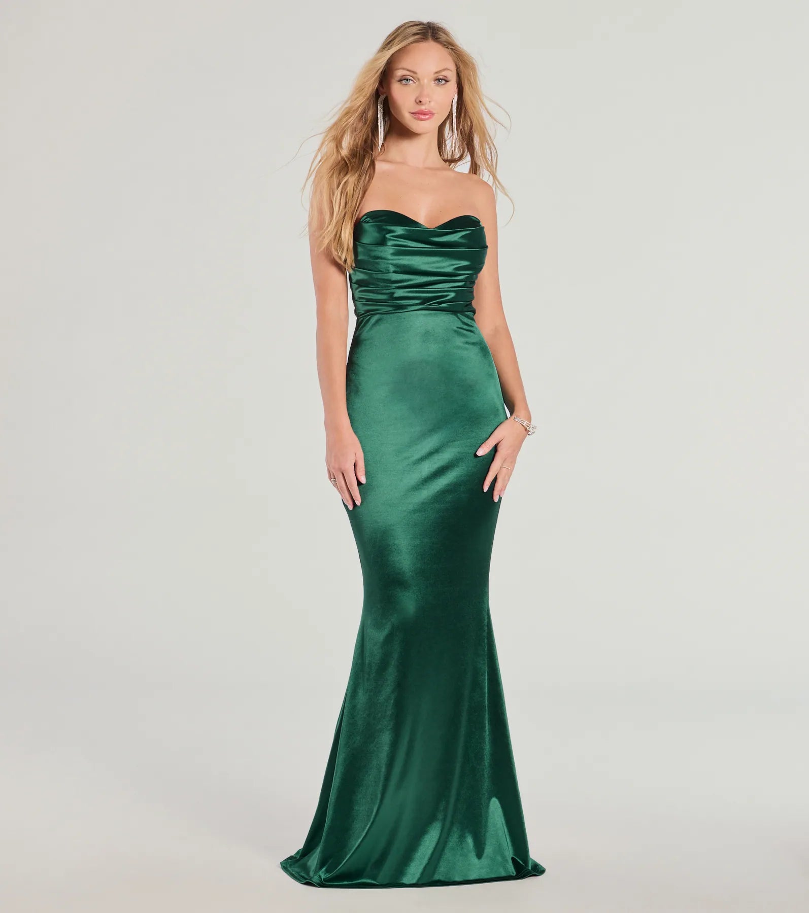 Style Revolution Urban Sophistication Katye Strapless Mermaid Satin Formal Dress