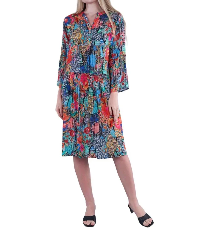 Must-Have Style Discounts Urban Sophistication Ashley Floral Print Button Tunic Dress In Blue