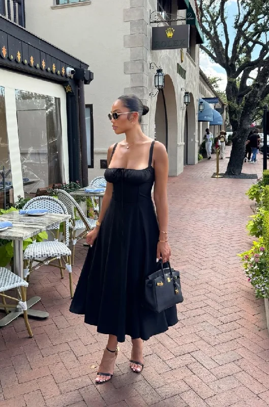 Fashion Forward Femininity Anniversary Sale Simple A line Straps Black Sleeveless Prom Dress Formal Evening Dresses BD2531