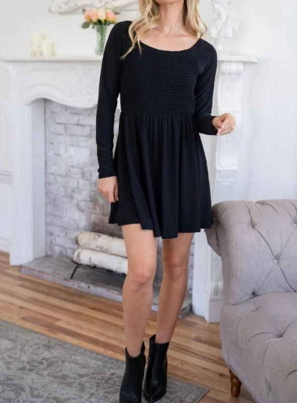 Seasonal Trends Vintage Retro Party Wear Smocked Bodice Long Sleeve Dress In Black