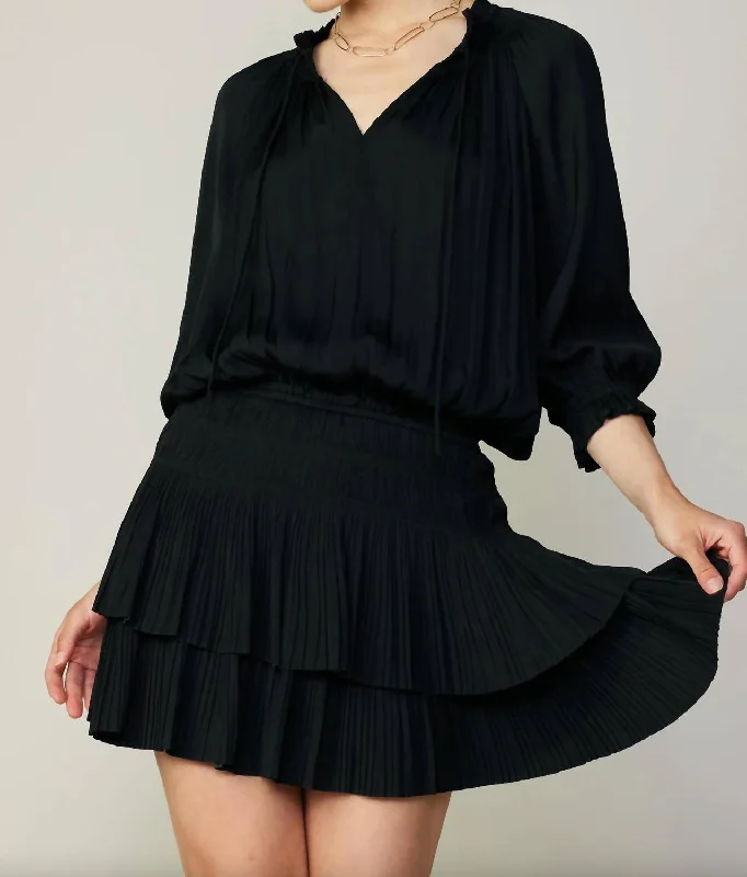 Clearance Event Elevated Style Ruffled V-Neck Long Sleeve Dress In Black