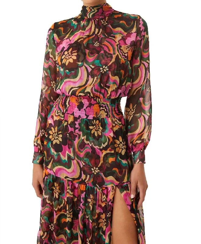 Budget-Friendly Fashion Classic Charm Daphne Long Sleeve Dress In Flora Groove Print