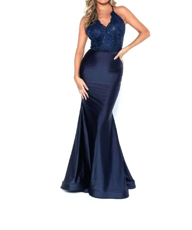 Vintage-Inspired Style Offers Charming Silhouette Evening Gown In Navy