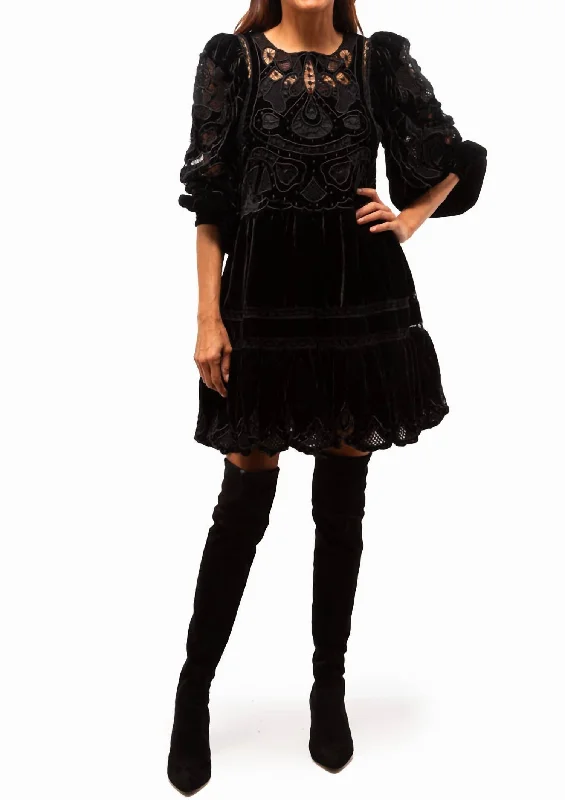 Limited Stock Chic Urban Fashion Look Eliana Embroidery Long Sleeve Dress In Black