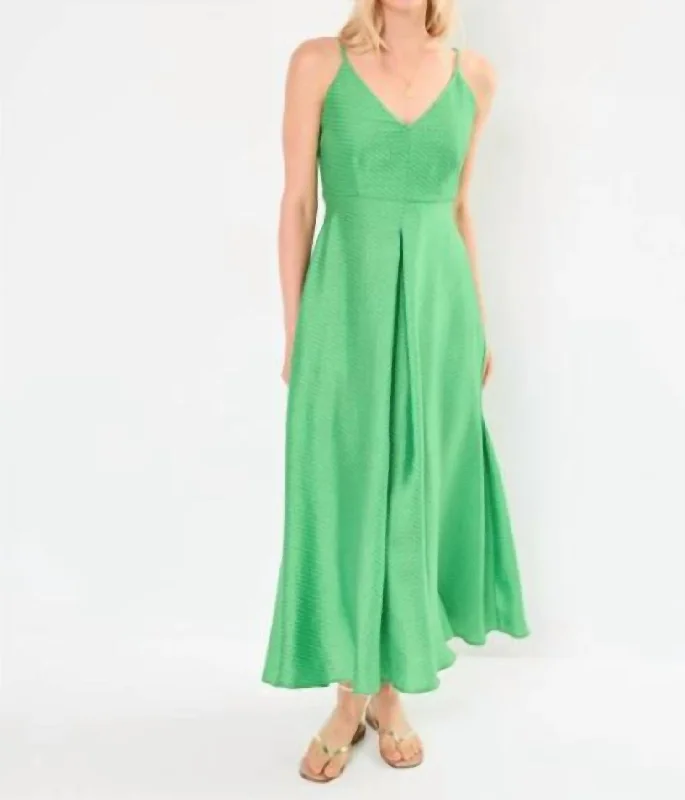 Casual Chic Elevated Style Lionelle Midi Dress In Vert