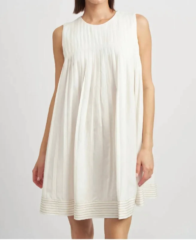 Sporty Fashion Offers Minimalist Office - Ready Style Pleated Mini Dress In White